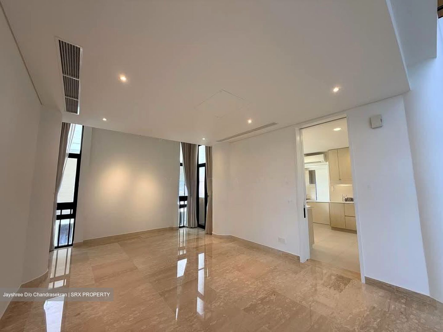 The Colonnade (D10), Condominium #538977301